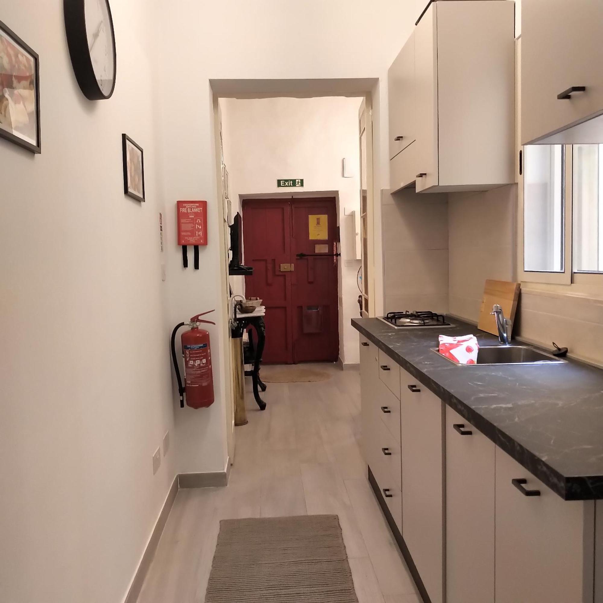 Townhouse 7 Villa Dingli Bagian luar foto