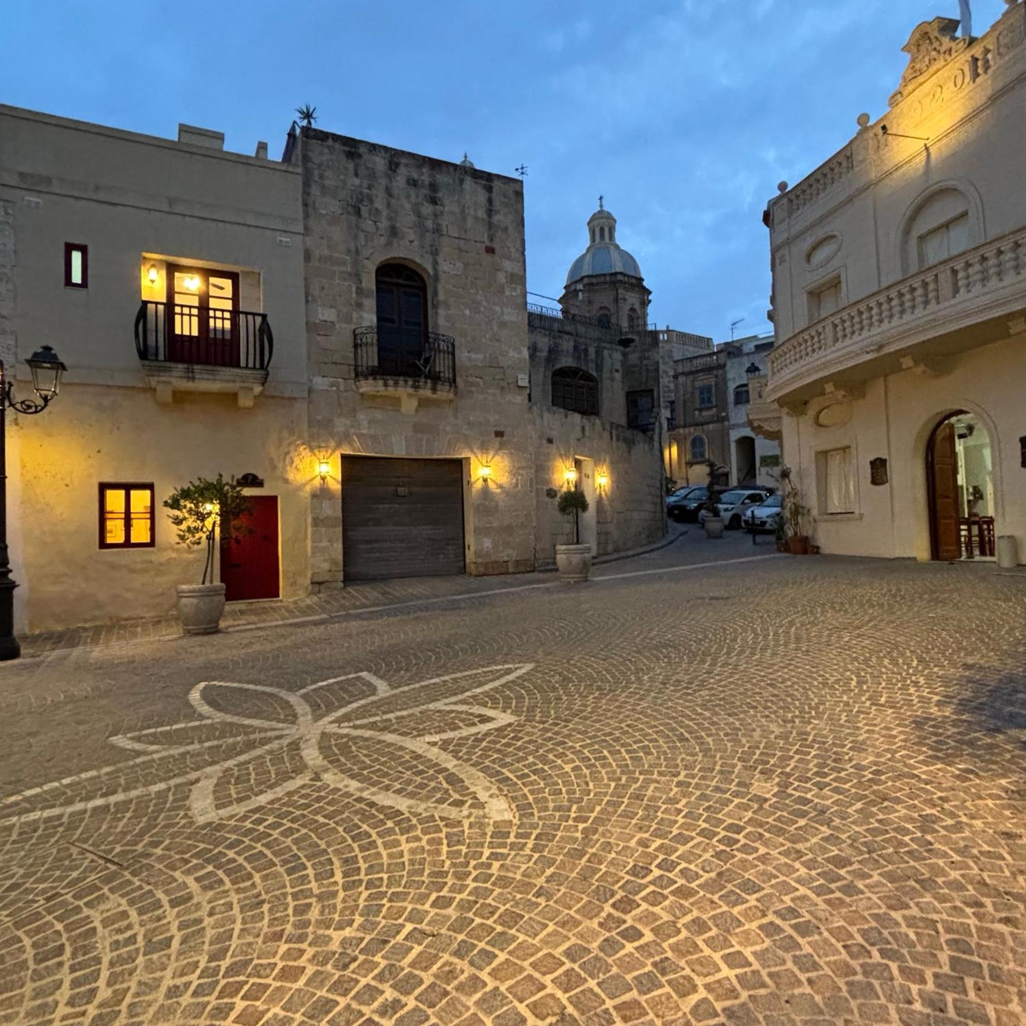Townhouse 7 Villa Dingli Bagian luar foto